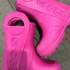 CROCS Fuchsia Rain Boots